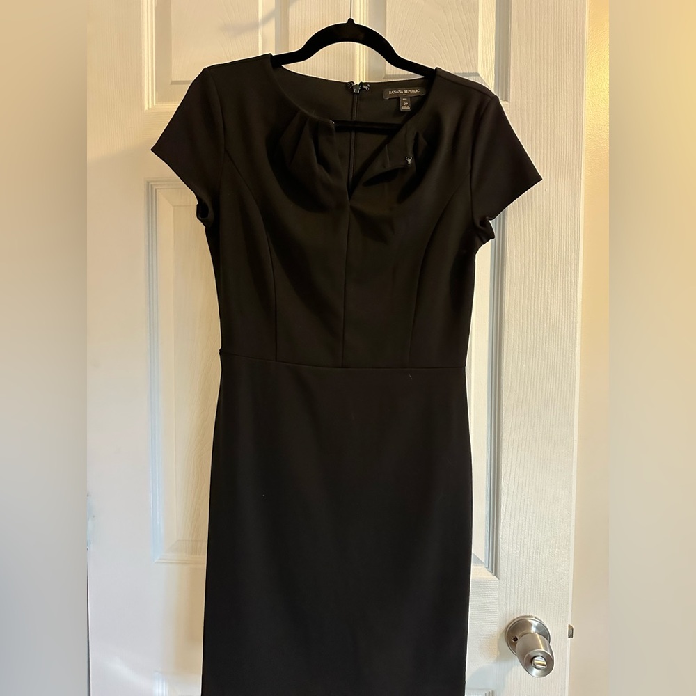 2P Banana Republic black dress for work